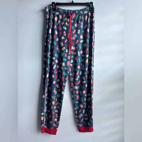 CUDDL DUDS Women's 2-Pc. Brushed Sweater Knit Printed Jogger Pajamas Set - Picture 6 of 9